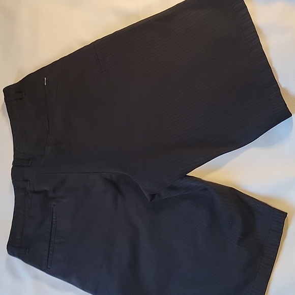 VOLCOM STONE Mens Black Striped Casual Size 31 Shorts - Picture 4 of 8